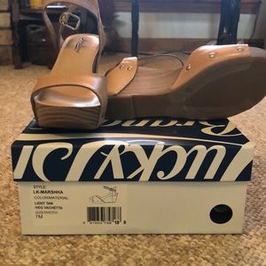 Lucky Brand shoes